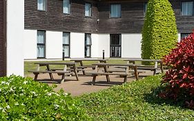 Holiday Inn Express London - Epsom Downs By Ihg